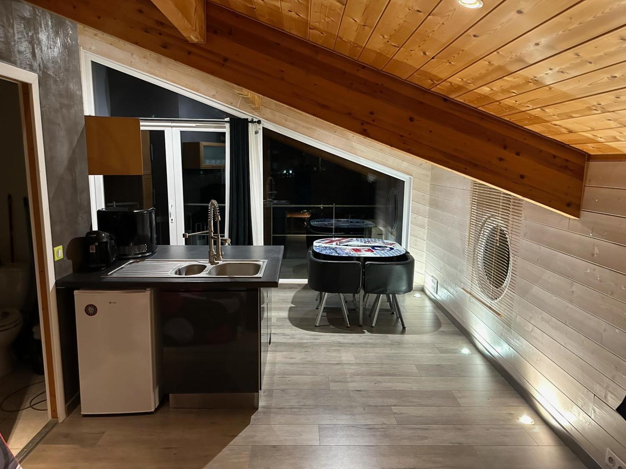 Appartement Riviere Et Jardin A Vos Pieds à Pulligny Extérieur photo